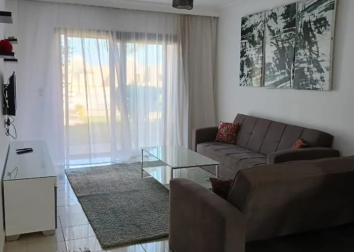 كمباوند ذا فيو The View Compound شقة *